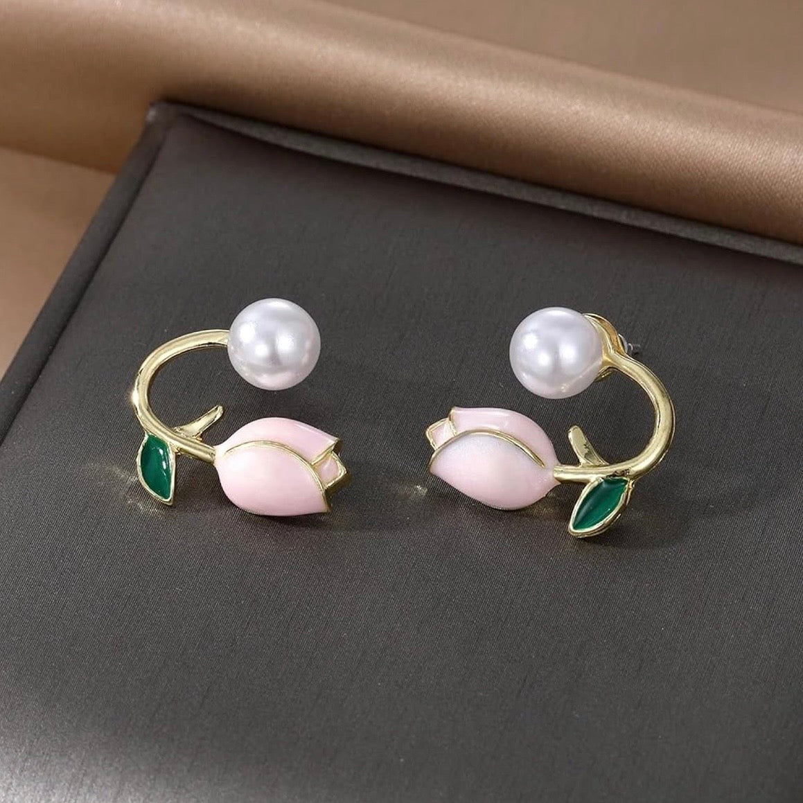 Tulip Trendy Earrings