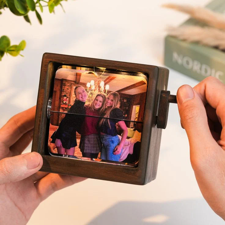 Blinkpic photo cranckbox|